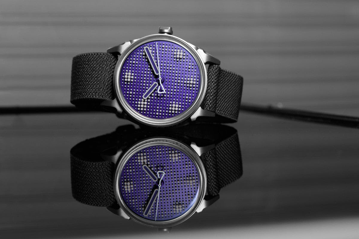 The luminous Kollokium Projekt 01 Variant F